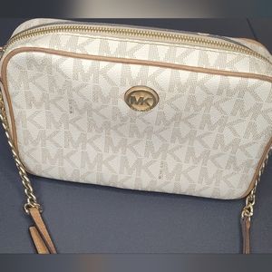 Michael Kors crossbody bag